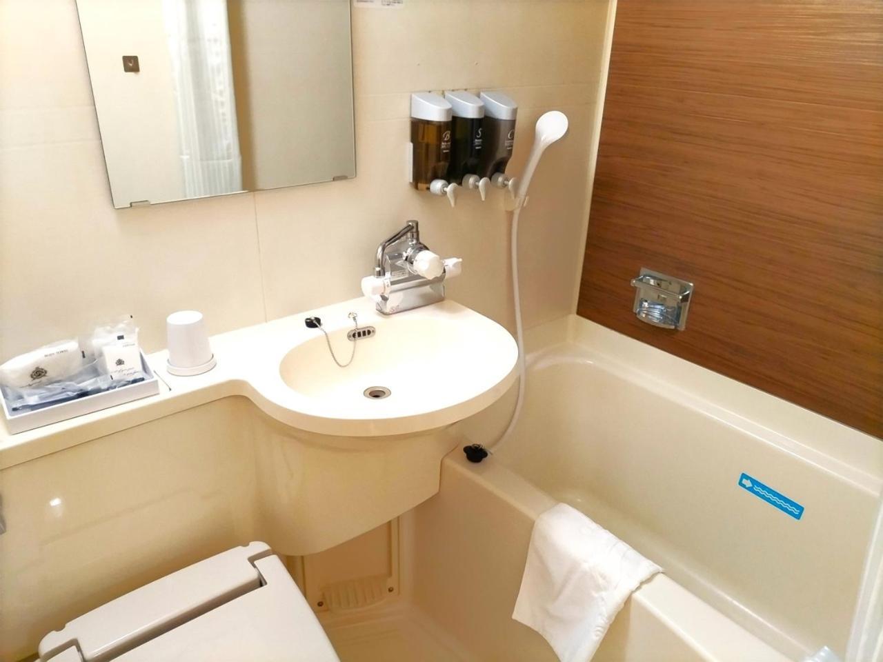 APA Hotel Tokushima Ekimae Eksteriør billede